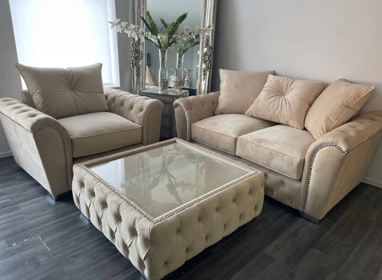 Zeta Sofa